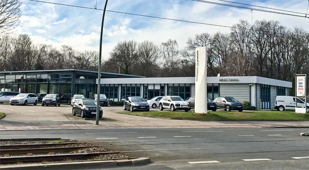 Arndt tuning Berlin - Gut erreichbar mit vielen Parkplätzen Firmengelände Arndt tuning Berlin GmbH